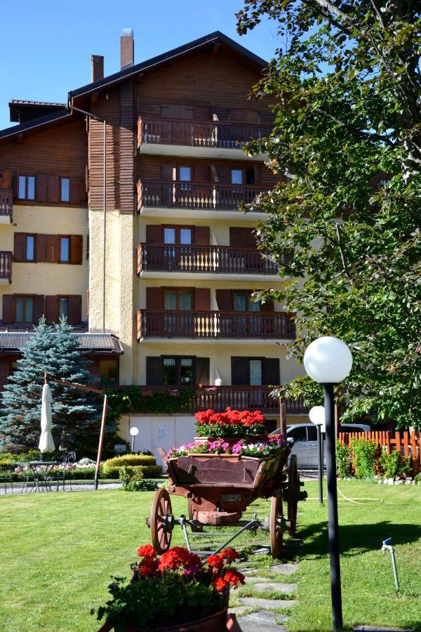 Hotel Bucaneve Bardonecchia Exterior foto