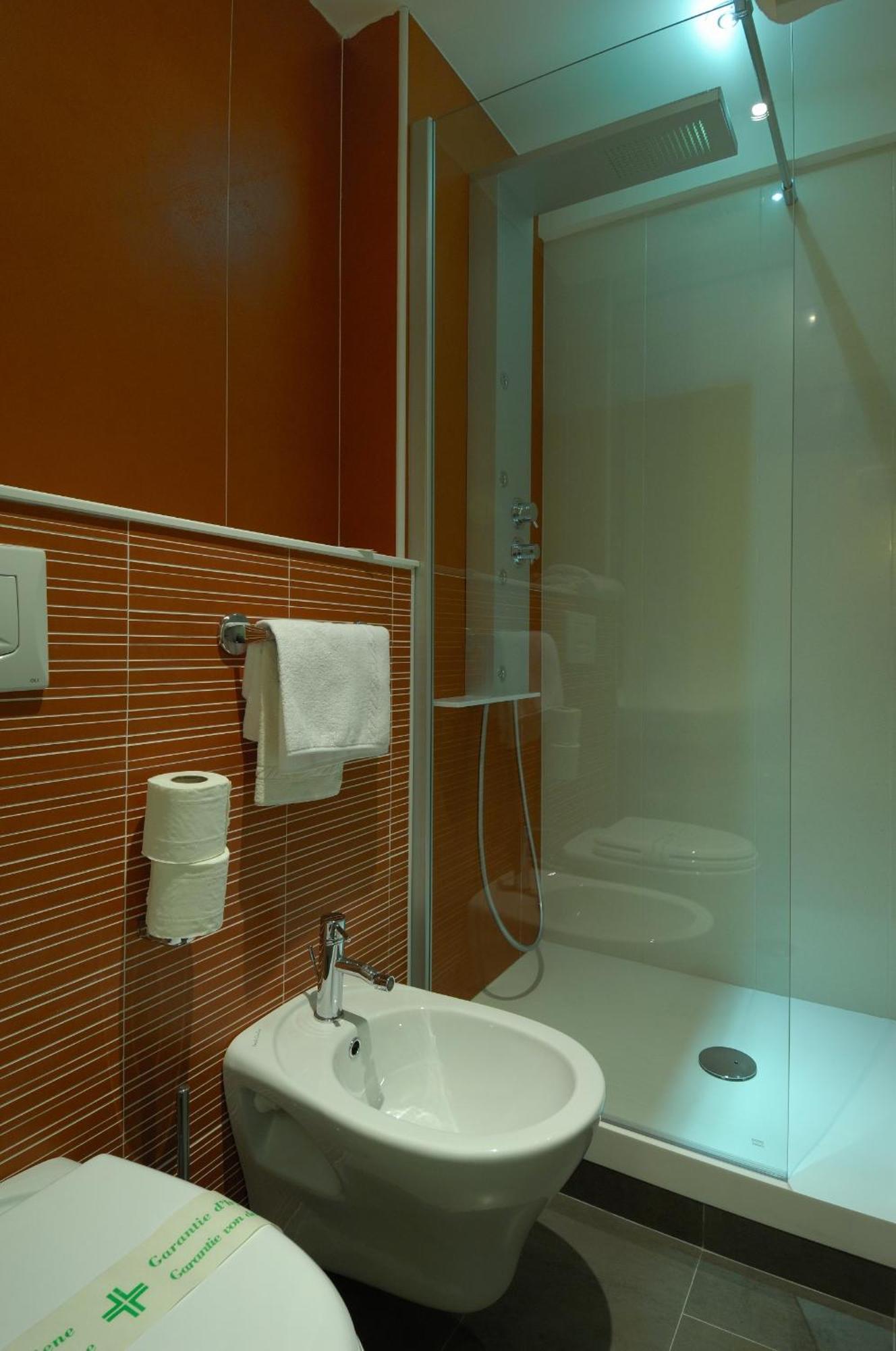 Hotel Bucaneve Bardonecchia Habitación foto