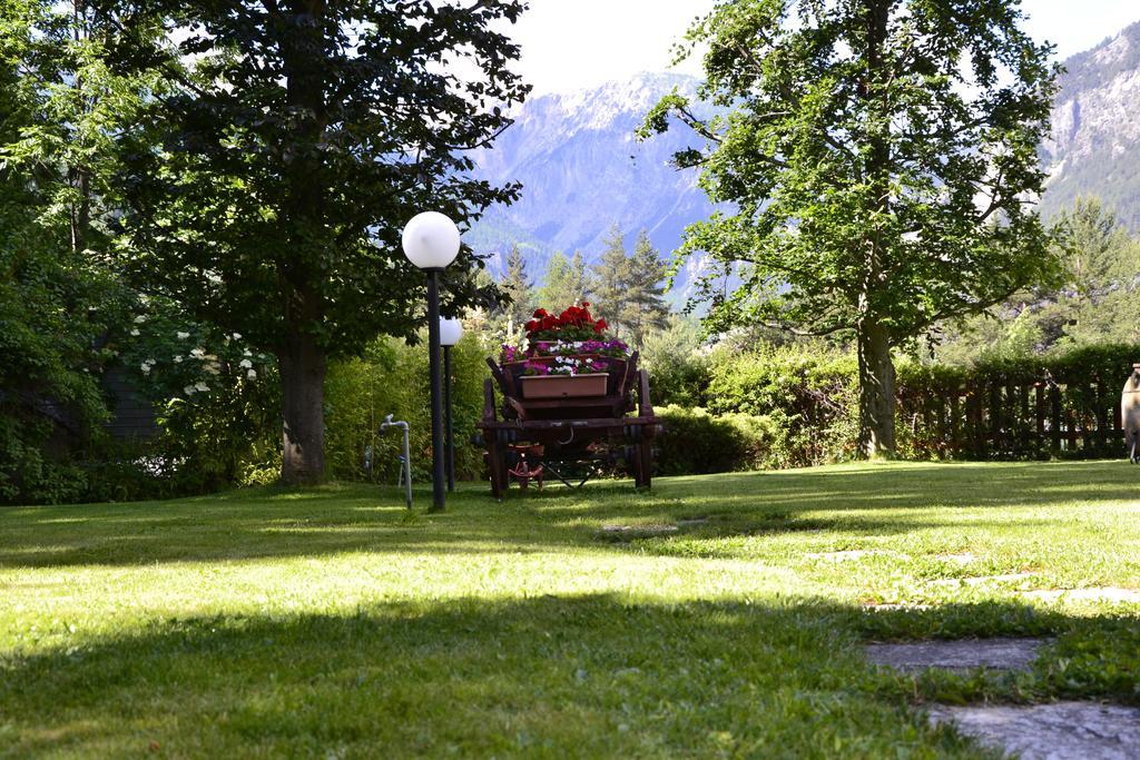 Hotel Bucaneve Bardonecchia Exterior foto