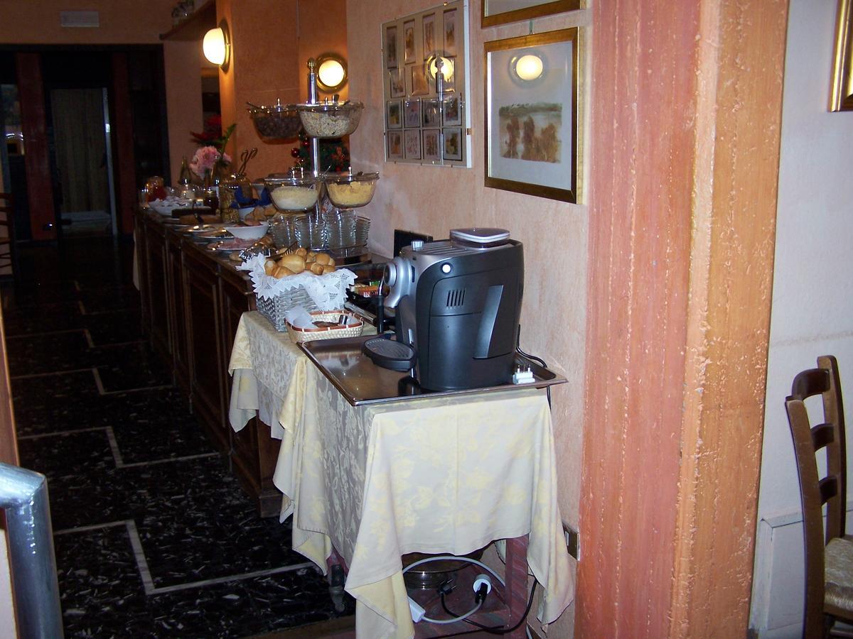 Hotel Bucaneve Bardonecchia Exterior foto