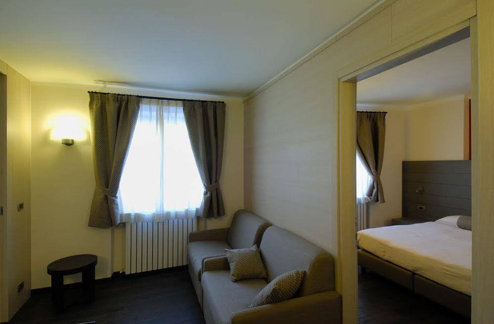 Hotel Bucaneve Bardonecchia Exterior foto